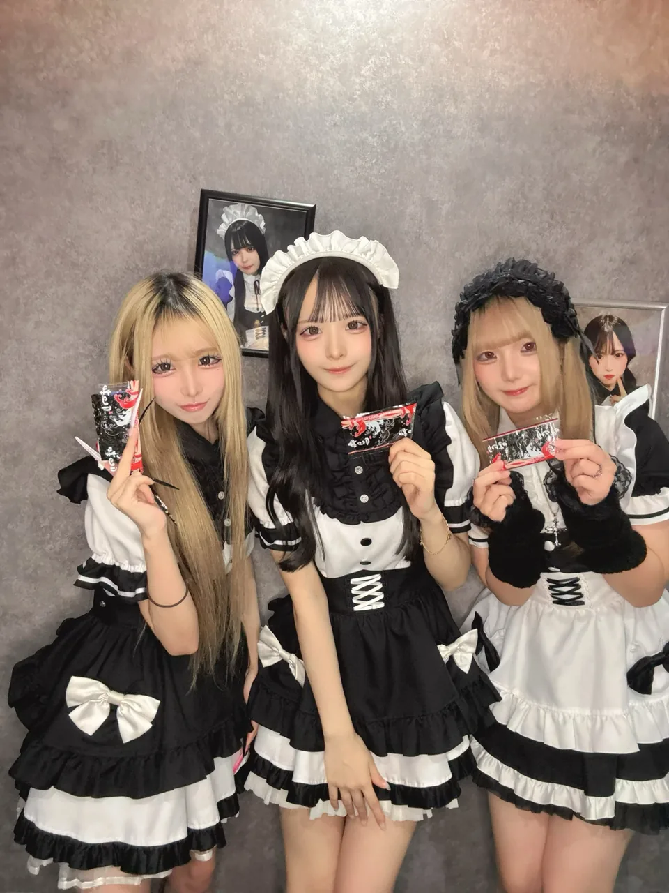 Lily Maidの過去の公式集合写真（2026年8月4日の投稿）