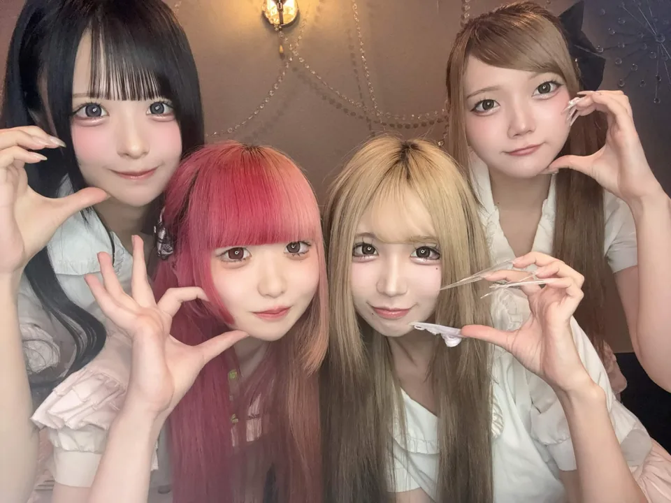 Linariaの過去の公式集合写真(2026年6月24日の投稿)