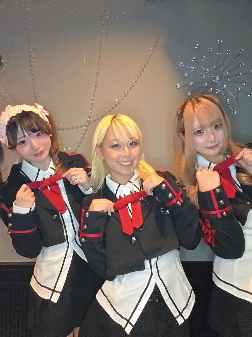 Linariaの過去の公式集合写真（2026年7月17日の投稿）