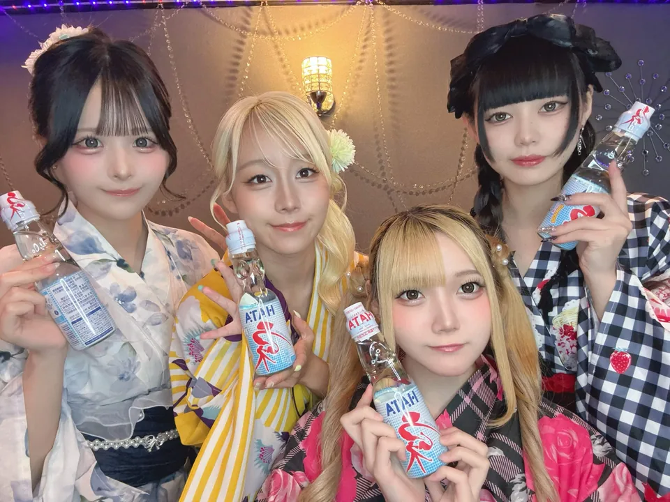 Linariaの過去の公式集合写真(2026年8月28日の投稿)